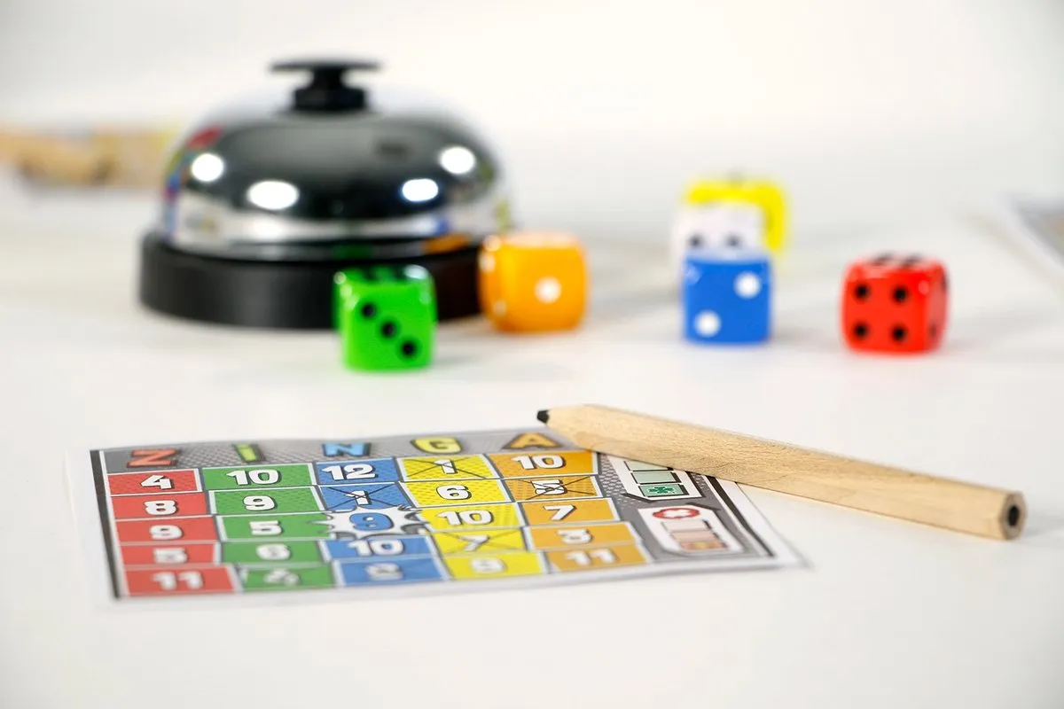 999 Games Zinga Dobbelspel - Reactiespel - 2-4 Spelers