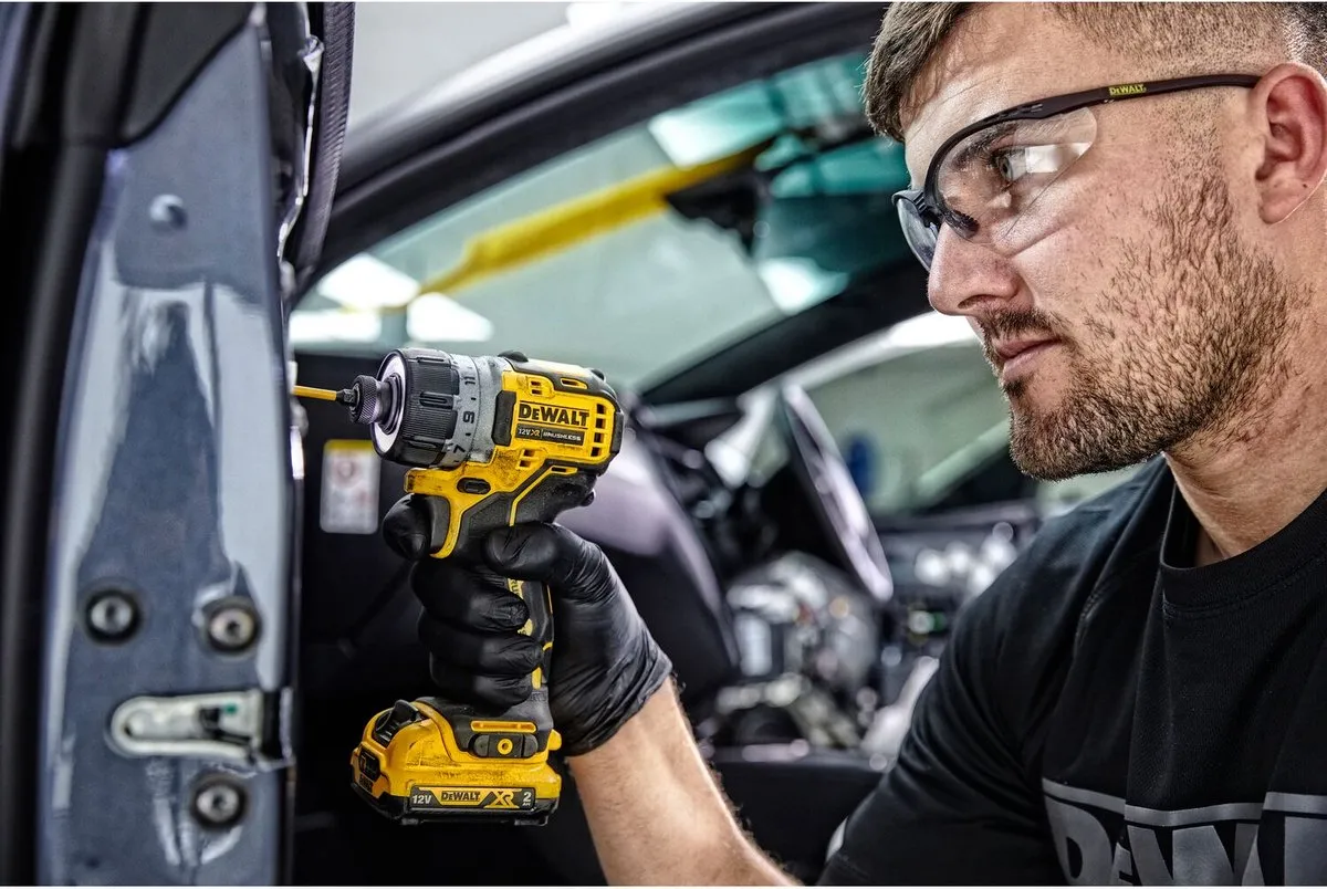 DeWalt DCF601D2 Accu Slagschroevendraaier 12V XR - 2x 2.0Ah - 8 standen
