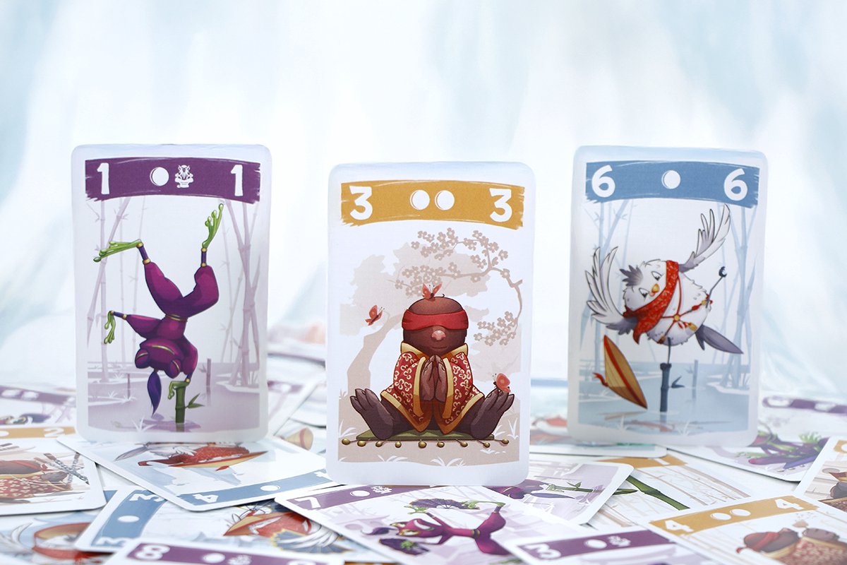 999 Games - Makatsu - slim kaartspel - eenvoudige spelregels veel diepgang - Meester Makatsu is op zoek naar de beste ninja's!