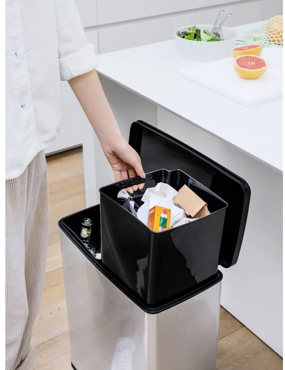 Curver Deco Bin Slim 254619 Afvalbak 52L - 2 Vakken - Zilver/Zwart