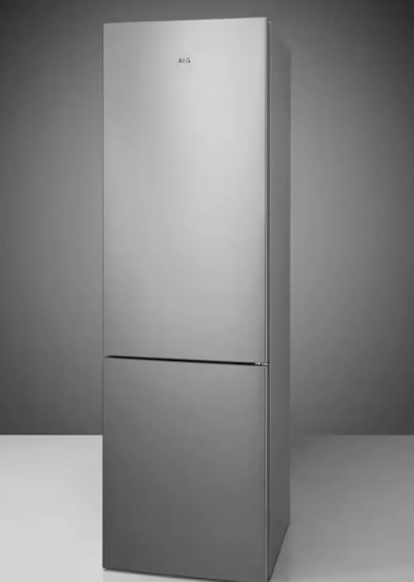 AEG Series 6000 RCB636C6MU Koelkast Vriescombinatie 366L - Roestvrijstaal