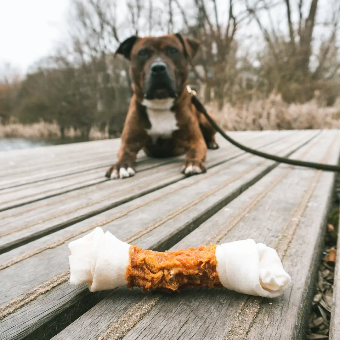 Duvo+ Meat Rawhide Bones Kip L - 2500 gram