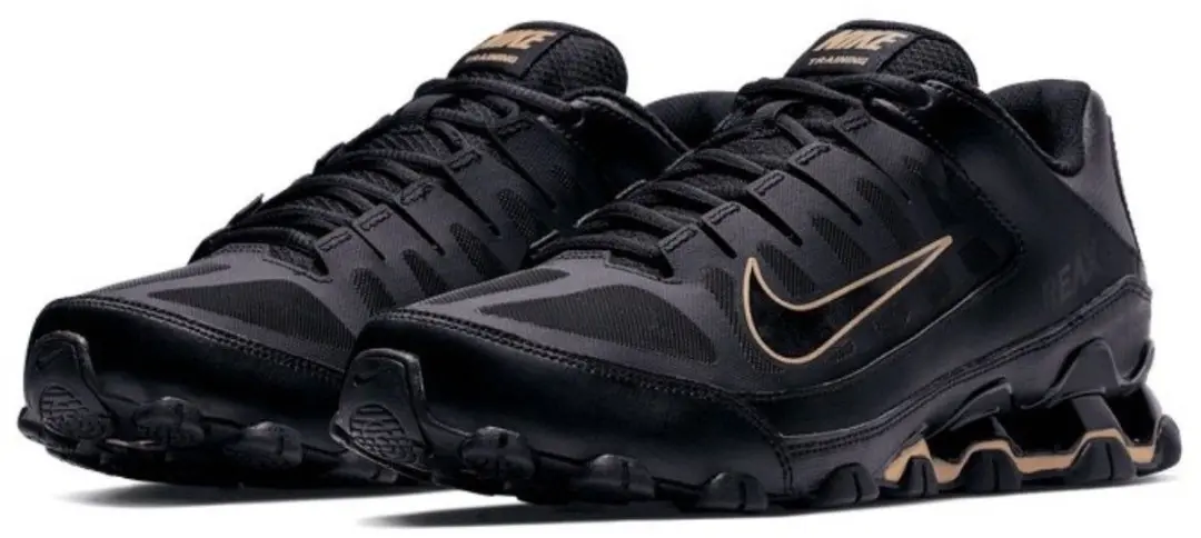 Nike REAX 8 TR Mesh Heren Sneakers - Zwart-Gold - Maat 43