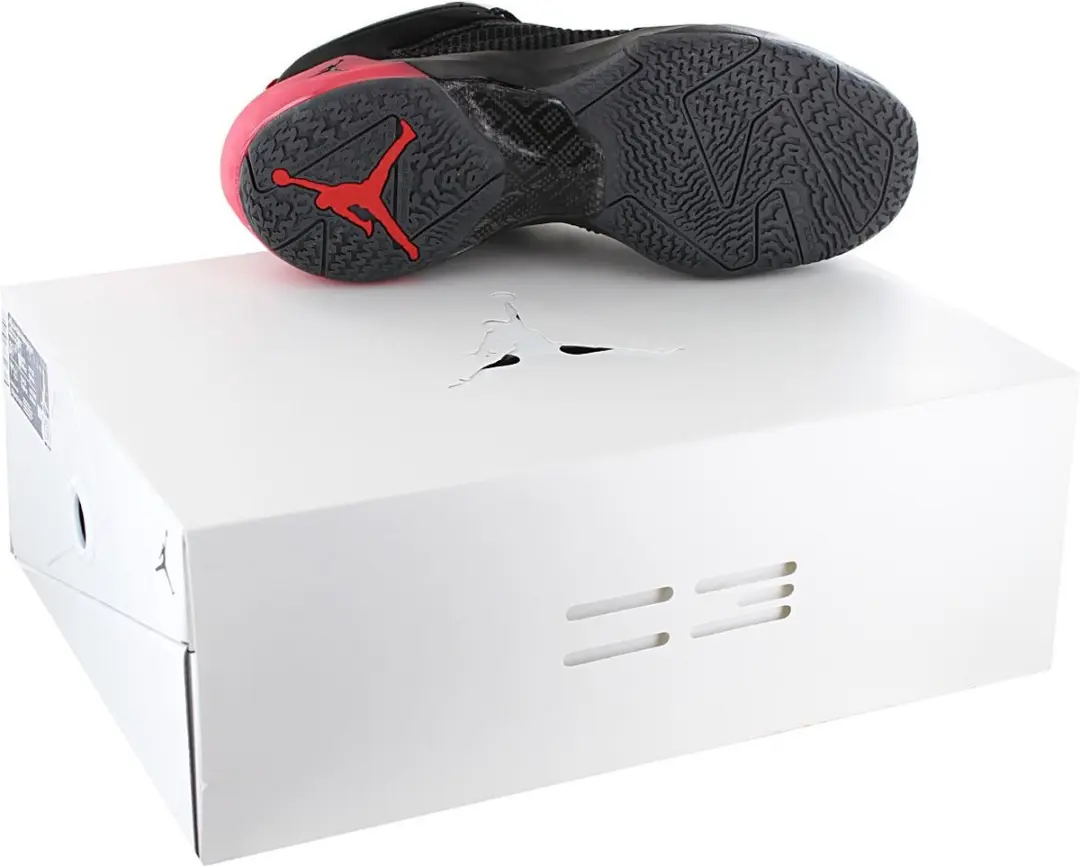 Jordan Air Jordan 37 Low DQ4122-007 - Zwart - Maat 43