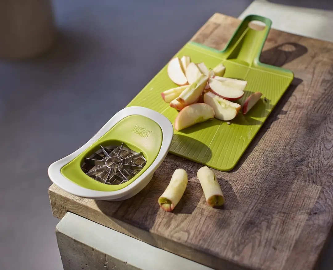 Joseph Joseph Nest Press 2-in-1 Appelboor & Aardappelsnijder - Groen/Wit