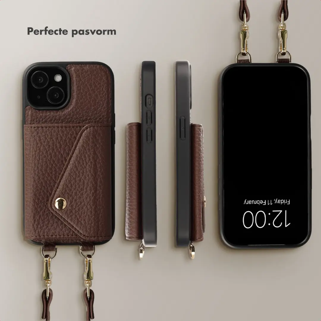 Selencia Sera Koordhoes iPhone 15 - 3 Pasjes - Donkerbruin