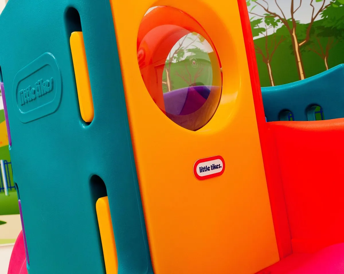 Little Tikes Speeltoestel 437010060 - 2 Glijbanen & Tunnel - Multicolor