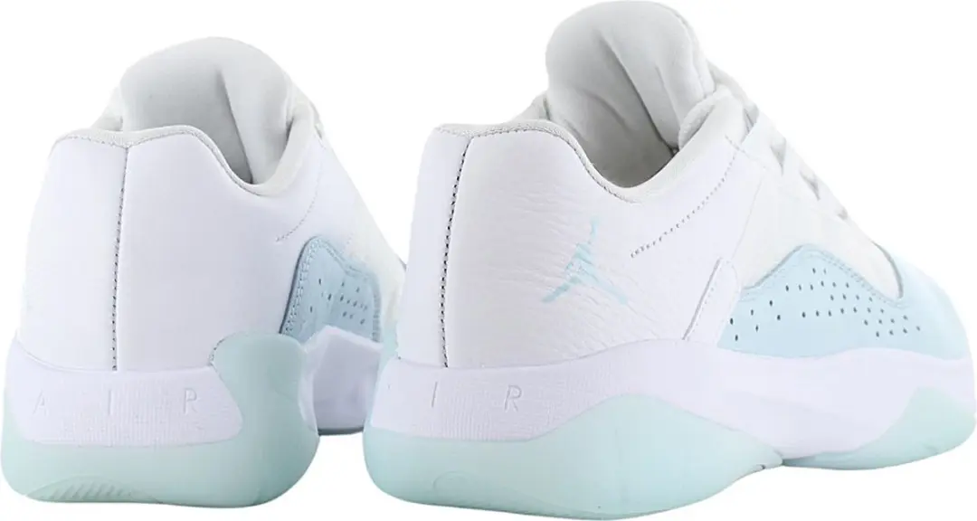 Jordan Air Jordan 11 Retro CMFT Low DV2629-100 - Dames Sneakers - Veelkleurig