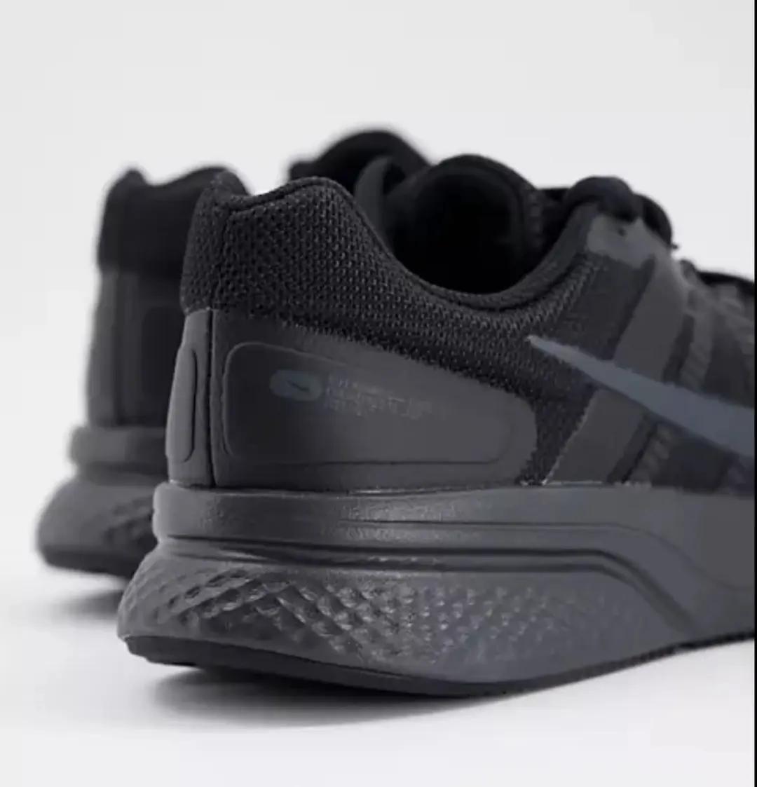 Nike Run Swift 2 - Maat 41 - Zwart