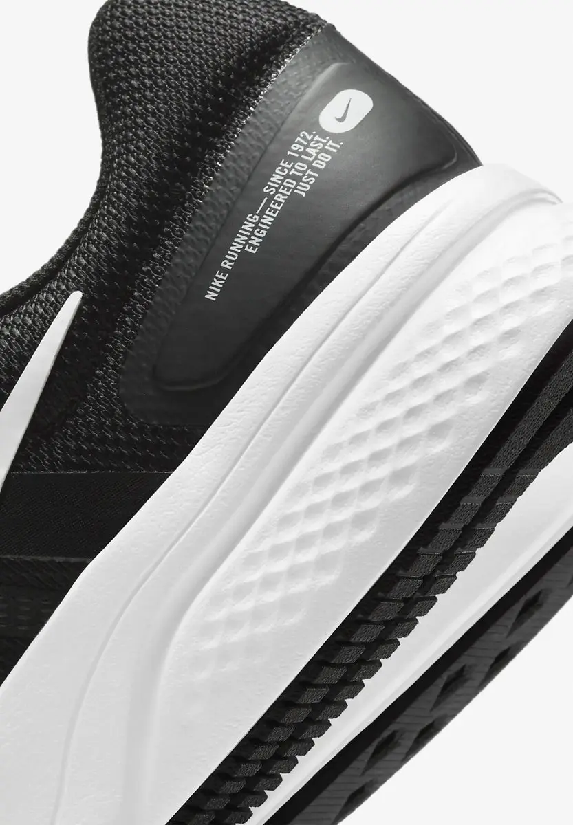 Nike Run Swift 2 Sportschoenen Heren 47.5 - Zwart