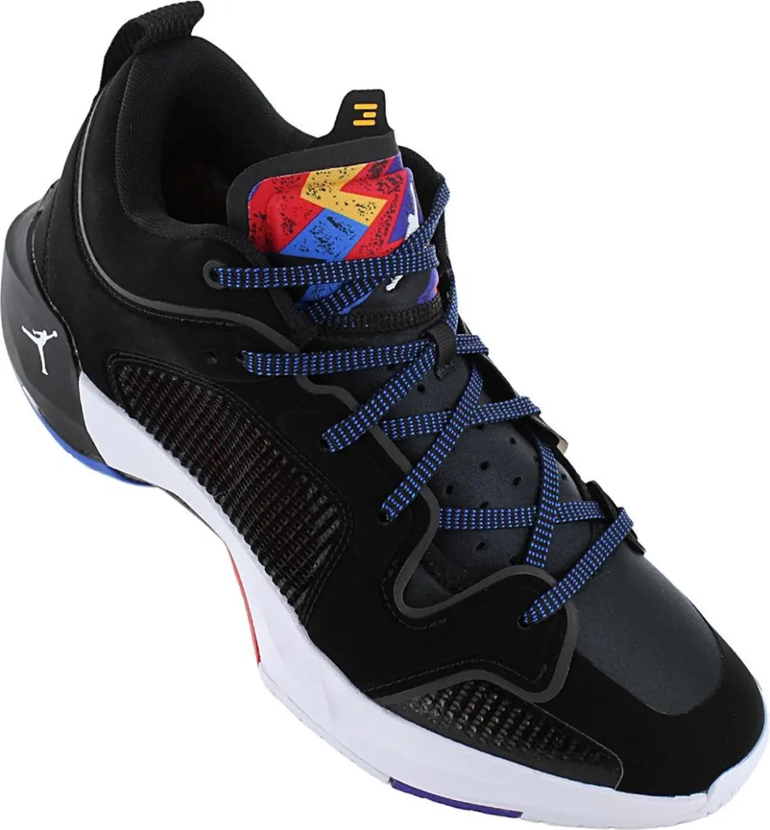 Jordan Air Jordan 37 Low DQ4122-061 - Heren Basketbalschoenen - Zwart