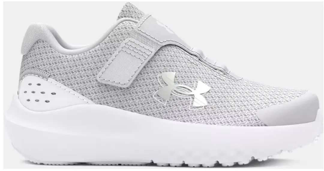 Under Armour UA Ginf Surge 4 Ac Kindersneaker 26