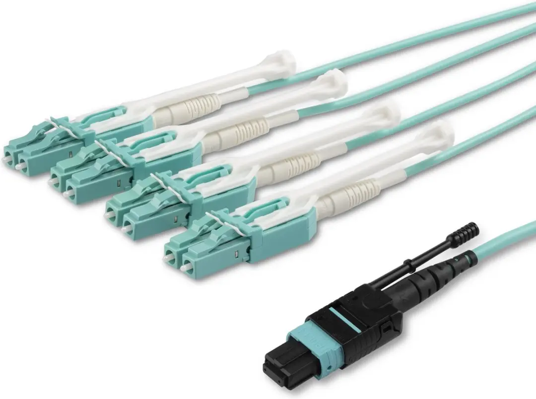 Startech OM3 MPO8LCPL2M Glasvezelkabel 40GB 2m