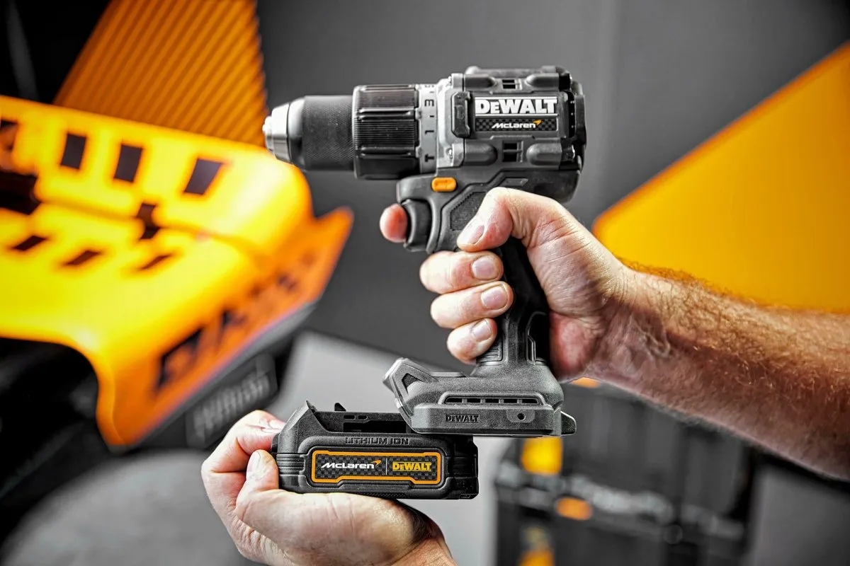 DeWalt XR DCD85ME2GT Percussieboormachine - 18V - 2x 1700mAh PowerStack - afbeelding 2 van 6