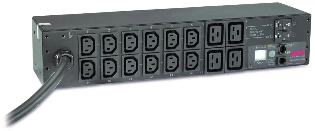 APC AP7822B Metered Rack PDU 32A 230V - 12x C13 & 4x C19 - Zwart