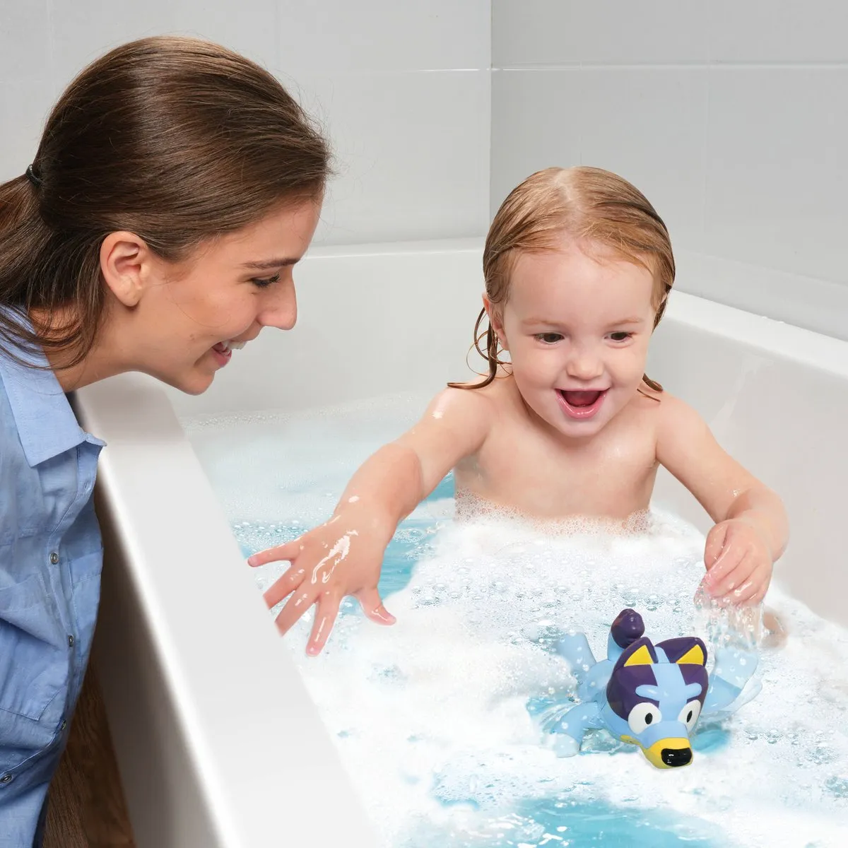 Tomy Bluey Zwemmende Bluey Badspeelgoed E7354 - afbeelding 6 van 6