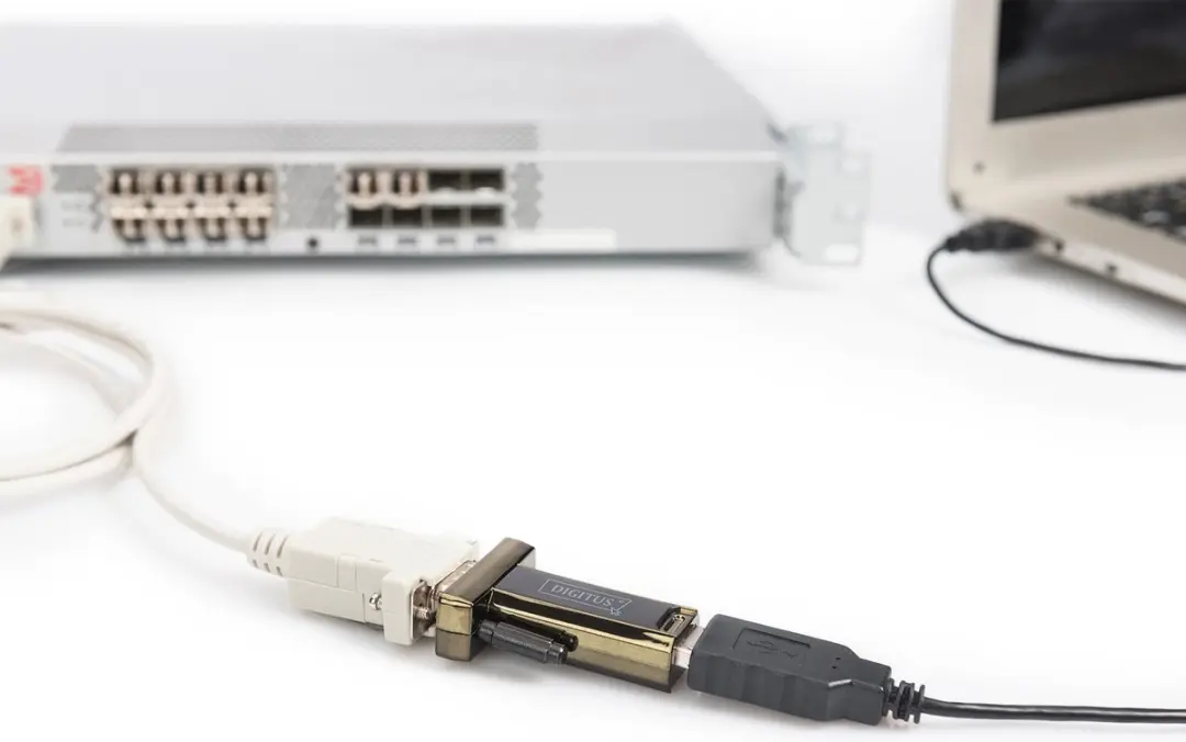 Digitus DA-70156 USB naar Seriële Adapter - Zwart