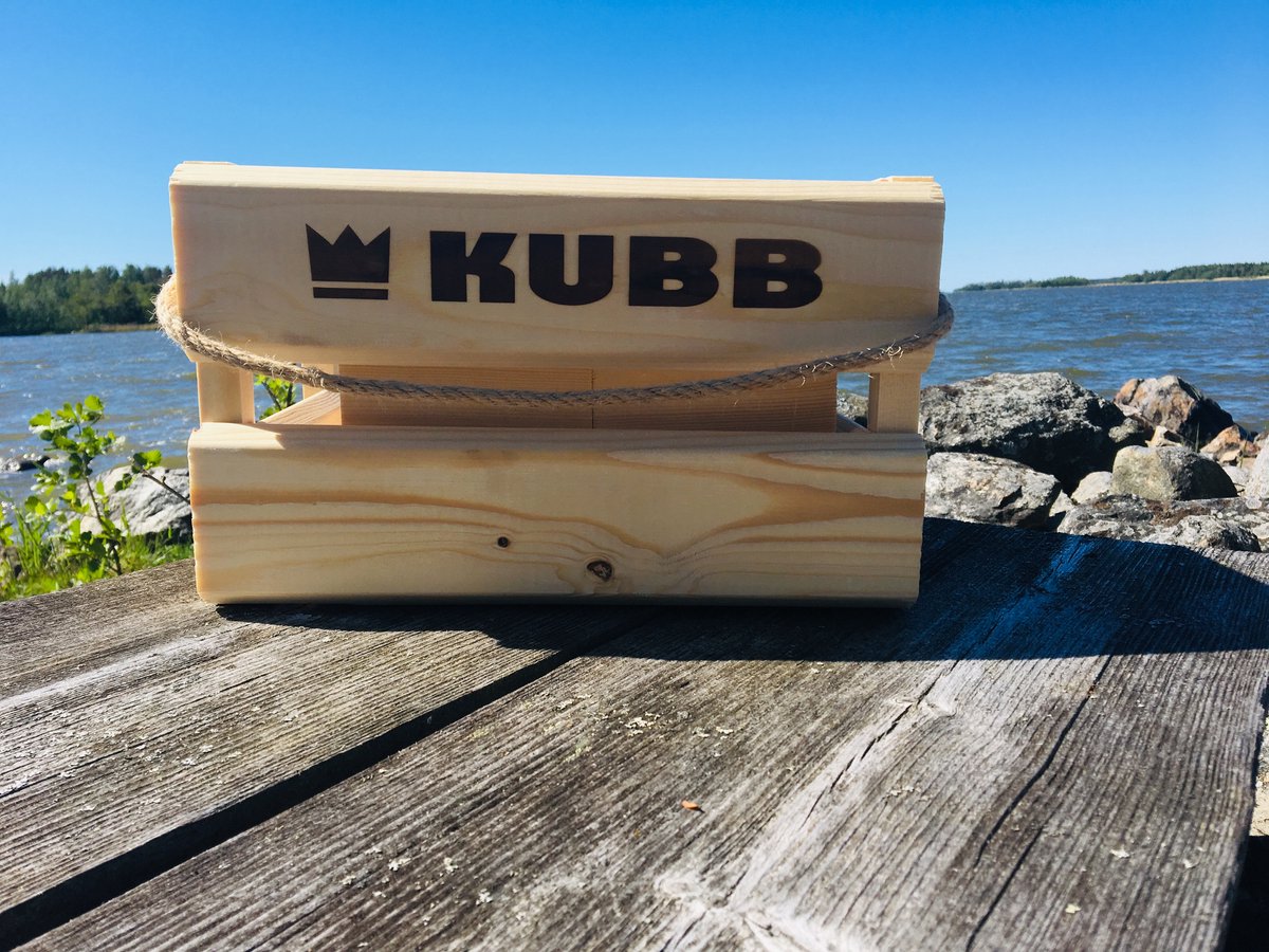 Tactic Kubb – Vang- en werpspel – Origineel Zweeds Werpspel In Luxe Houten Draagkist – Duurzaam Grenenhout