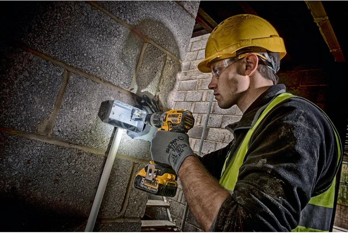 DeWalt DCD796E1T Accu Klopboormachine 18V XR Powerstack - 13mm