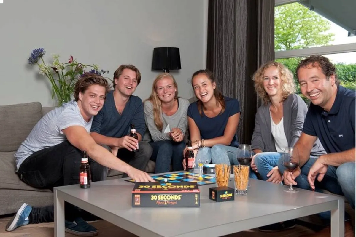 999 Games 30 Seconds Vlaamse Editie Bordspel - 3-24 Spelers