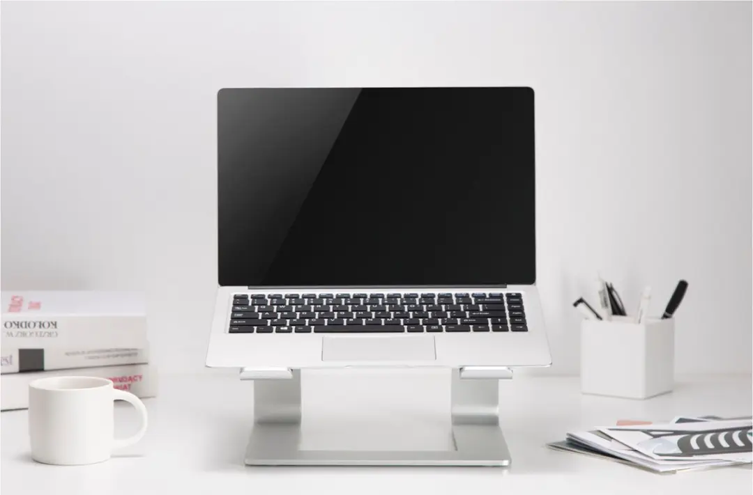 Deltaco ARM-0531 Laptopstandaard - 11-17 inch - Aluminium - Zilver