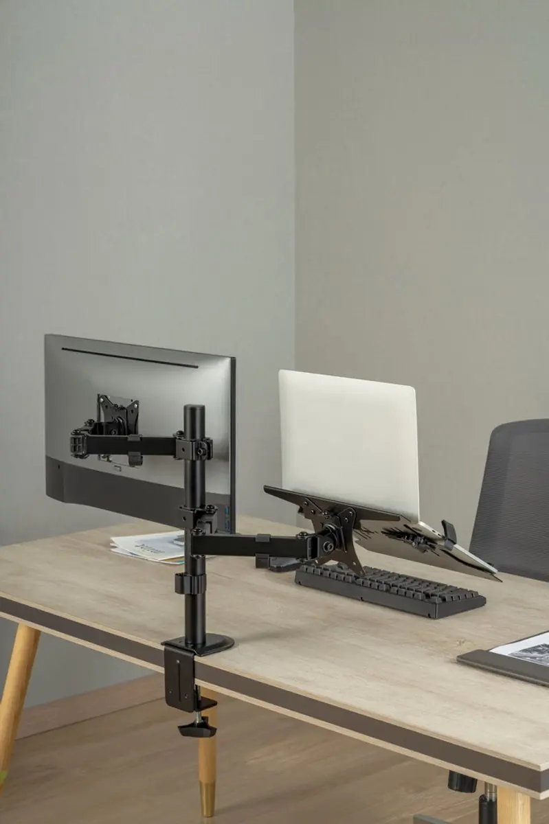 Gembird MA-DA-03 Verstelbare Bureaubeugel - 2 Monitoren/Laptop - 32" - Zwart
