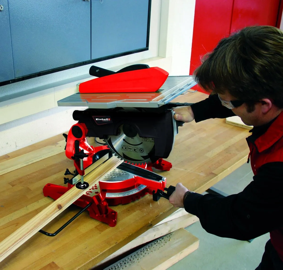 Einhell TC-MS 3017 T Elektrische Verstekzaag 2000W - Ø305mm