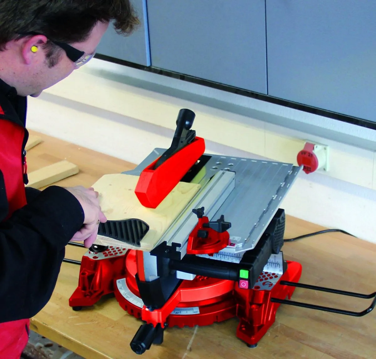 Einhell TC-MS 3017 T Elektrische Verstekzaag 2000W - Ø305mm
