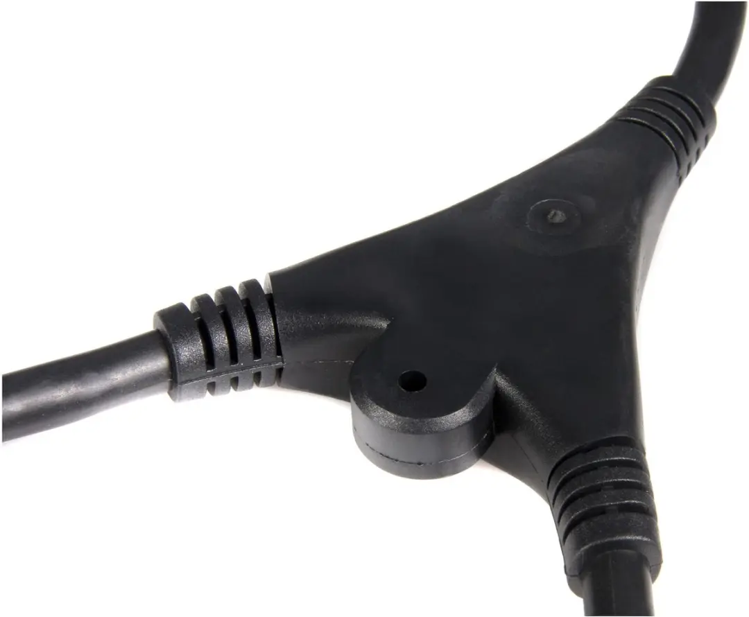 Startech PXT100Y IEC320 C14 naar 2x C13 Kabel - Zwart