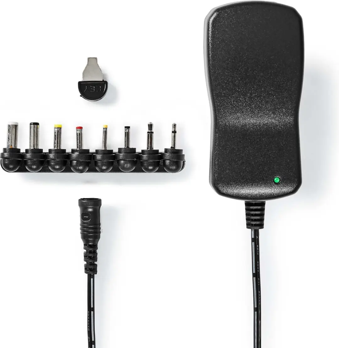 Nedis ACPA109 Universele AC-Stroomadapter 18W - 8 Plugs - Zwart