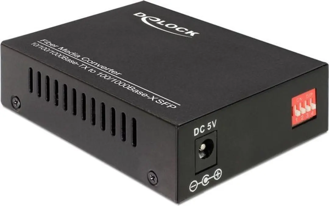 Delock 86110 Media Converter 10/100/1000Base-T naar 100/1000Base-X SFP - Zwart