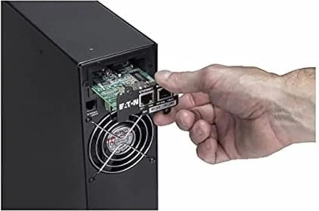 Eaton 5SC1000IR UPS - 1000VA 700W Rackserver - 8 Stopcontacten - Zwart