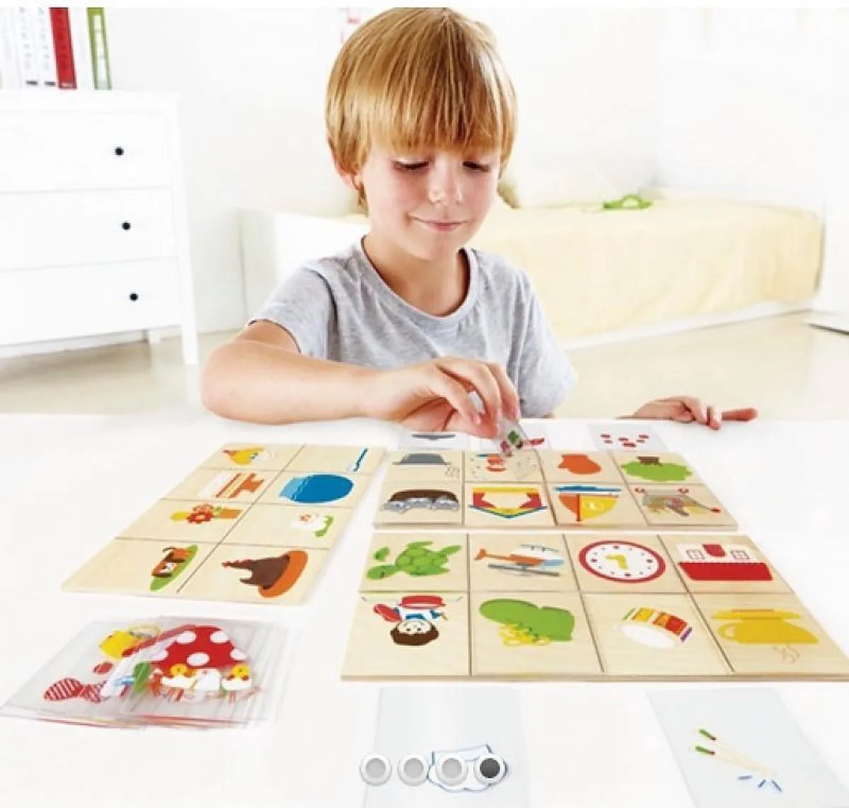 Hape Combino 407152 - Geel - 3 Spelborden & 24 Kaartjes