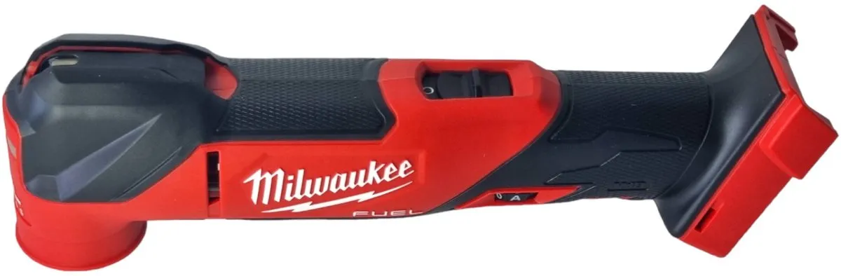 Milwaukee M18 FMT-0 Snoerloze Multitool - 7 Accessoires