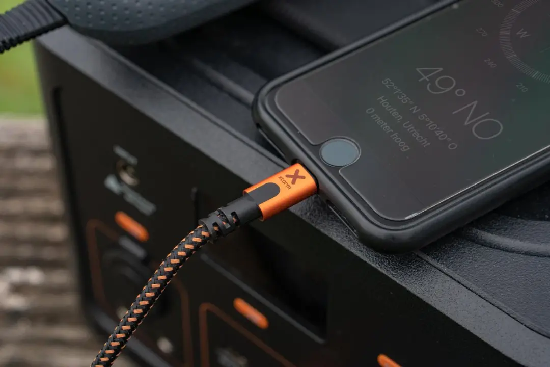 Xtorm Xtreme USB-C naar Lightning Kabel 1.5m - Zwart/Oranje