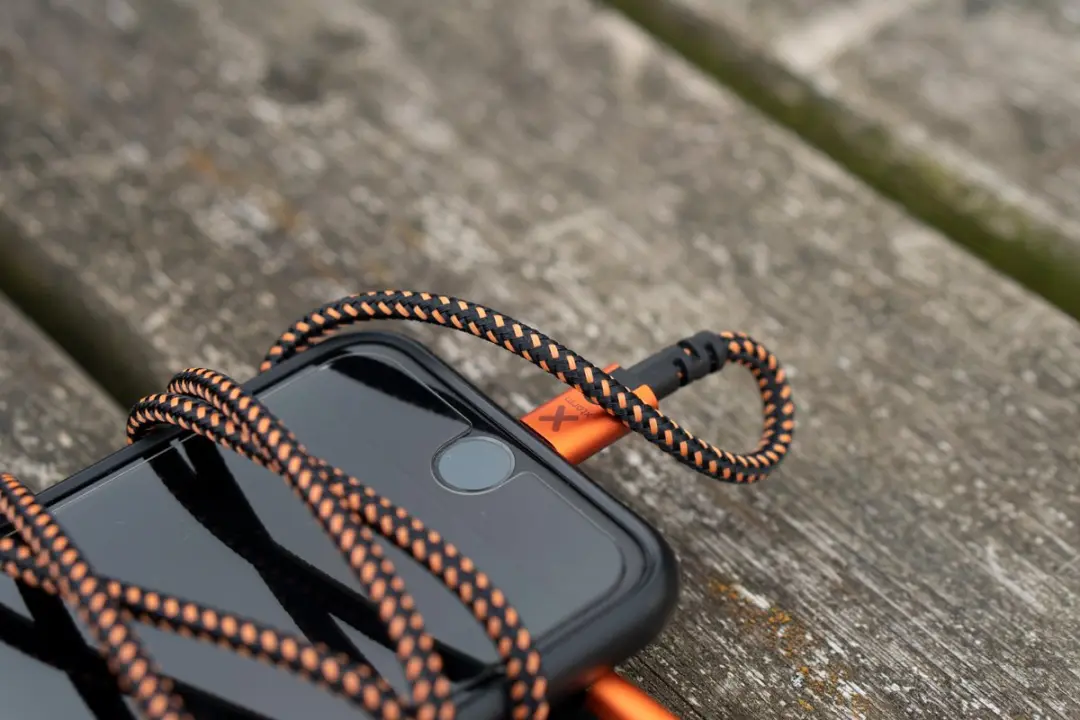 Xtorm Xtreme USB-C naar Lightning Kabel 1.5m - Zwart/Oranje