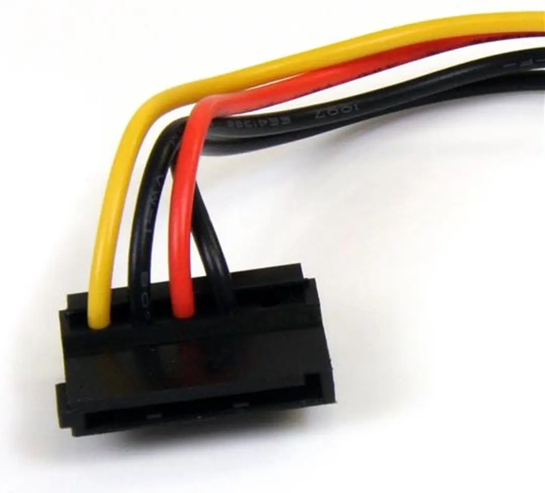 Startech SATAPOWADAPR SATA Stroomkabel