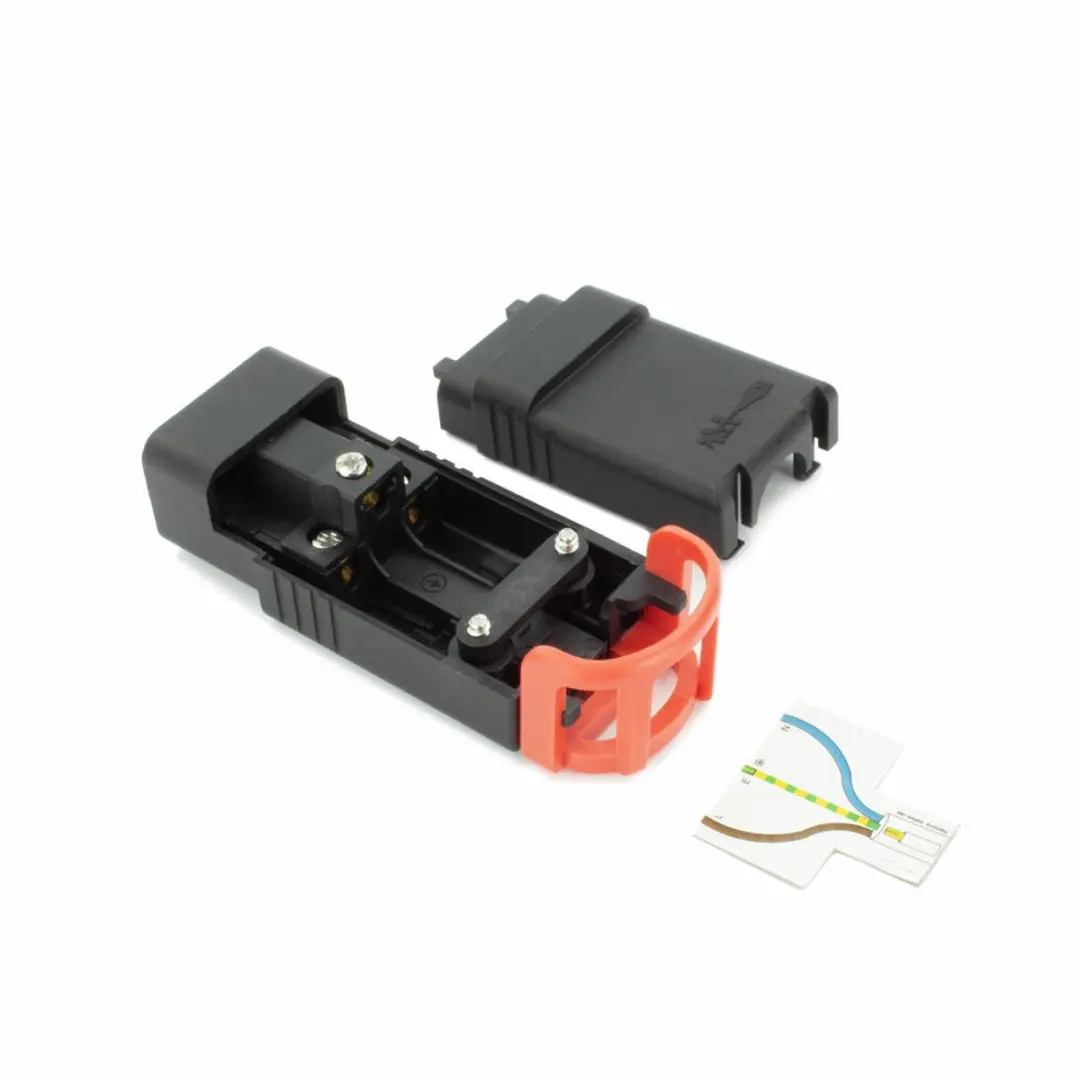 ACT C19 IEC Lock+ PL9000 Herbedraadbaar - Zwart