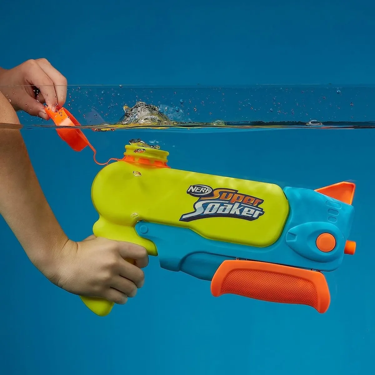 Nerf SuperSoaker Wave Spray Waterpistool - 1L - Blauw