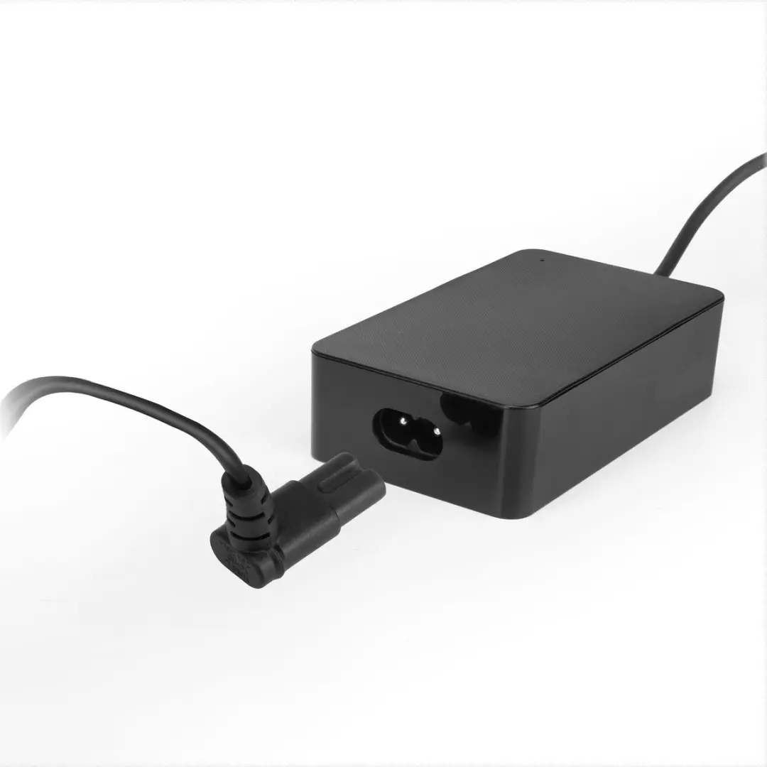 ACT AK5008 Netsnoer C7 - 2m - Zwart