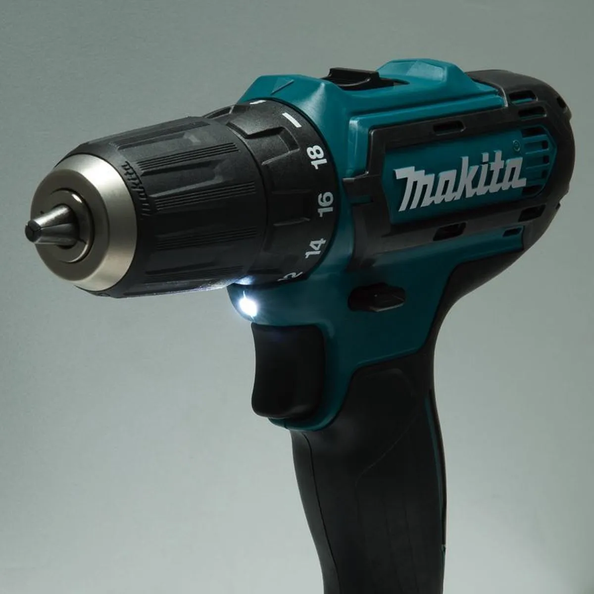Makita DF331DZJ Boor-/schroefmachine 10,8V - 18 standen