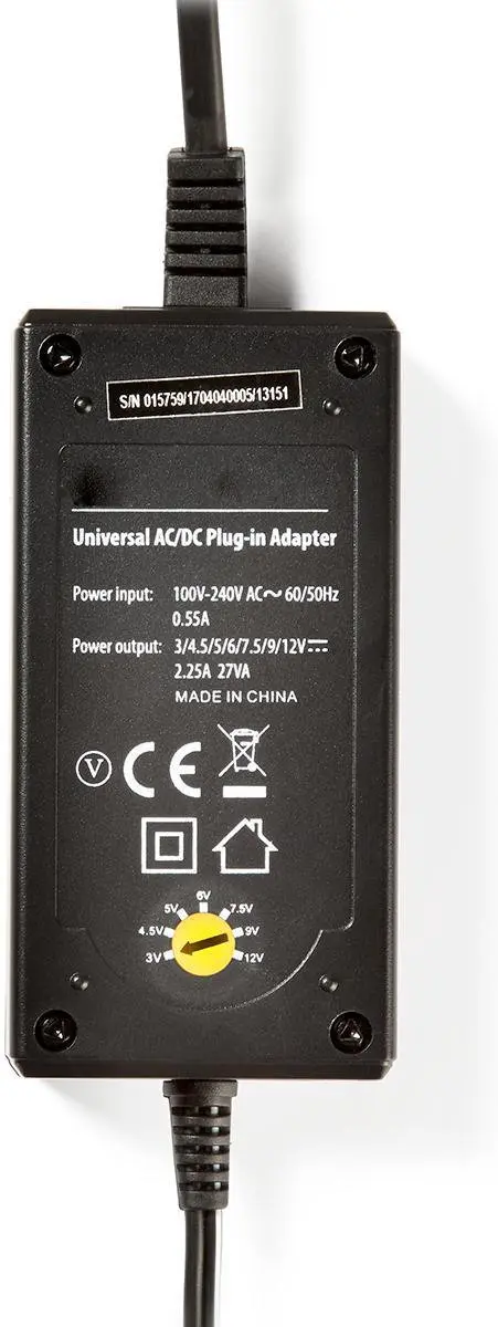 Nedis ACPA008 Universele AC-Stroomadapter 27W - 6 Pluggen - Zwart