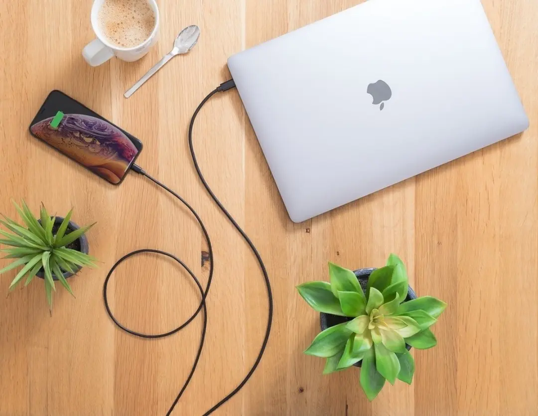 Ansmann USB-A naar Lightning Kabel 1.20m - Zwart