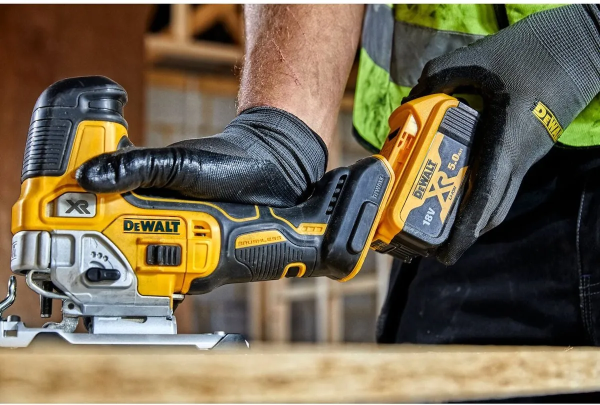 DeWalt DCS335P2 Accu Decoupeerzaag 18V - 3200 min⁻¹ - 2x 5,0Ah - afbeelding 6 van 6