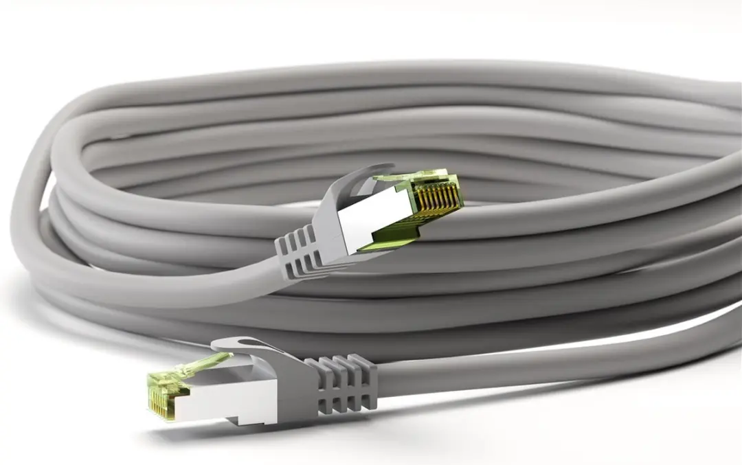 Goobay CAT 8.1 RJ45 Patchkabel 20m - Grijs