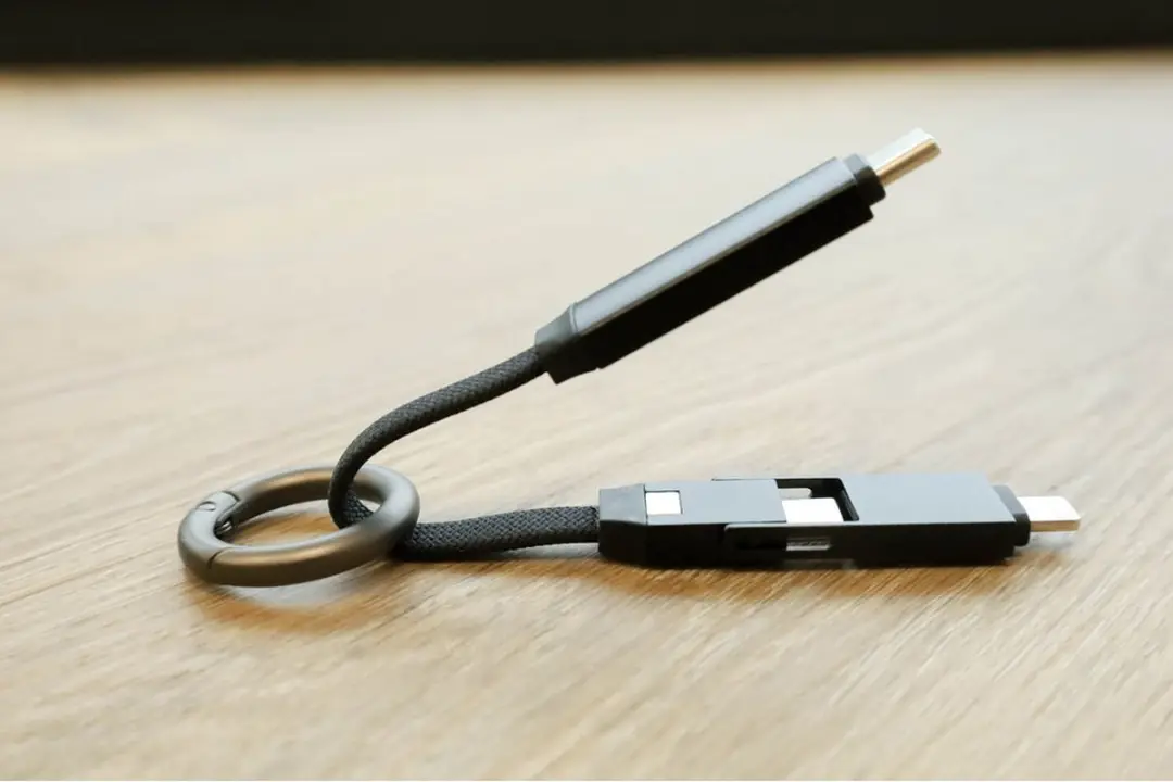 Mobiparts Aluminium 3-in-1 Kabel Ultra Slim MP-128875 - Zwart