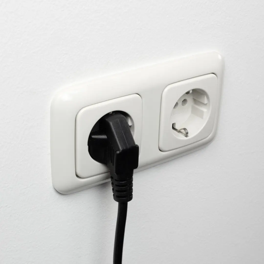 ACT AK5016 Netsnoer Schuko CEE 7/7 - 5m - Zwart