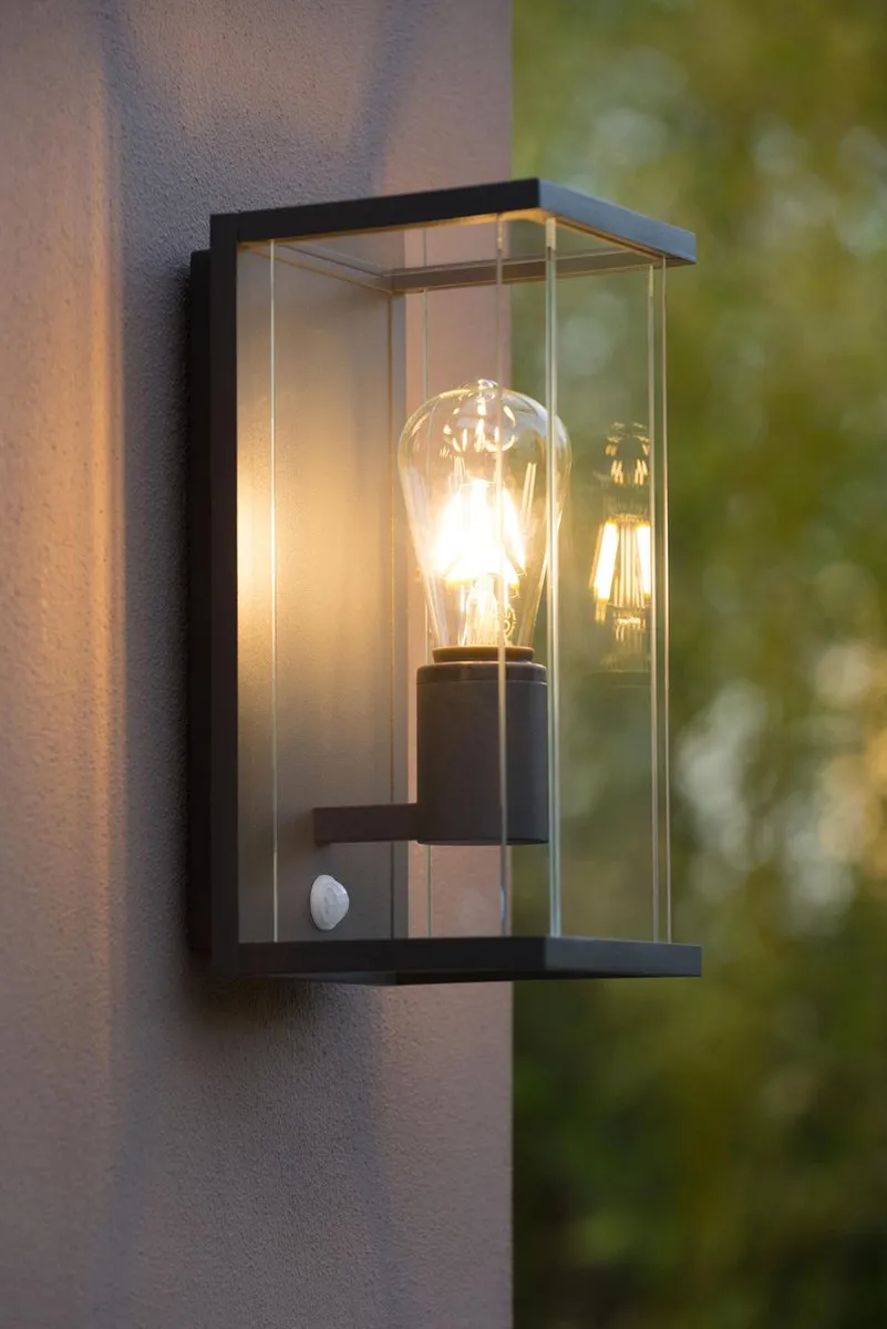 Lucide CLAIRE - Wandlamp Binnen/Buiten - 1xE27 - IP54 - Beweging & dag/nacht sensor - Antraciet