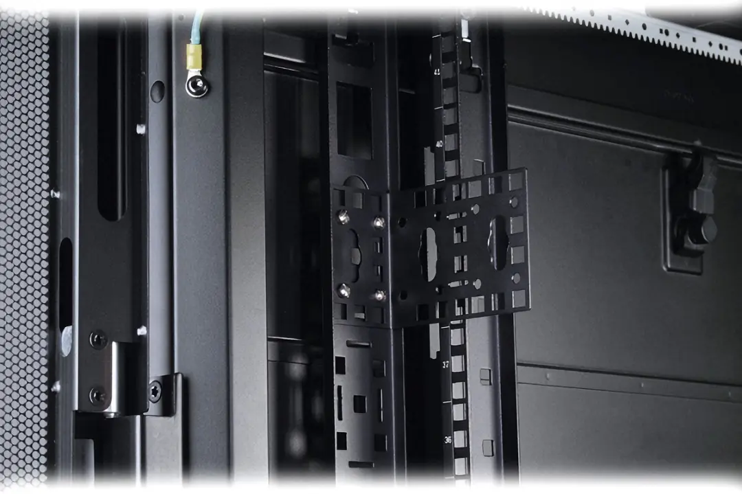 APC NetShelter AR7711 Montagesteun - Zwart