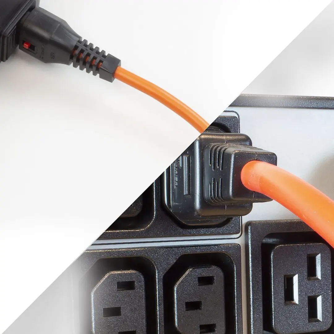 ACT AK5036 Netsnoer C13-IEC Lock - 1m - Oranje